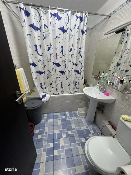 Apartament cu 3 camere decomandat în Rahova