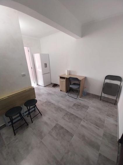 Garsonieră decomandată în Exterior Vest