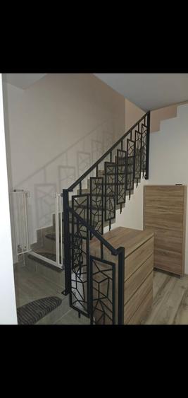 Casă cu 4 camere decomandat cu Teren 303 Mp în Central