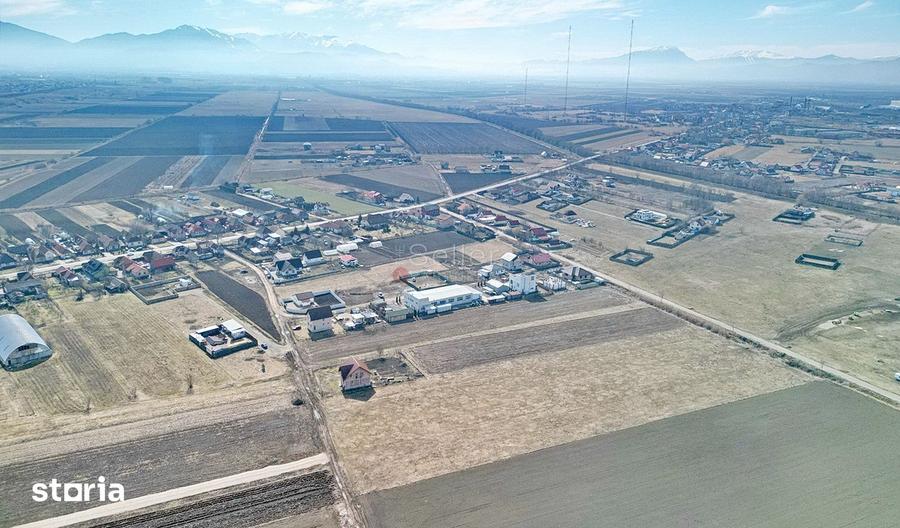 Teren de 14200 mp, în Bod