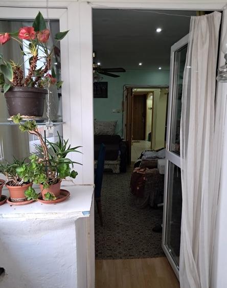 Apartament cu 2 camere decomandat, mobilat în Nerva Traian