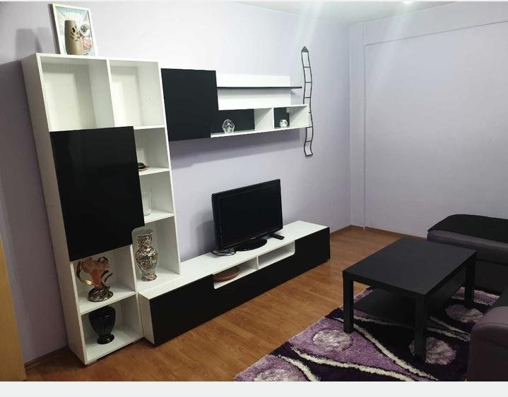 Apartament decomandat în Obor