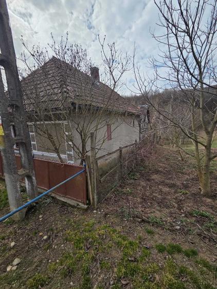 Casă cu 2 camere în Bobâlna