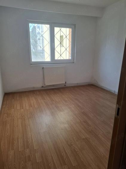 Vand apartament 3 camere - 5