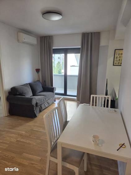 Apartament cu 3 camere în Grivița