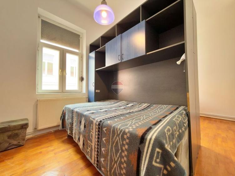 Casă individuală cu 5 camere cu Teren 760 Mp în Drăgășani