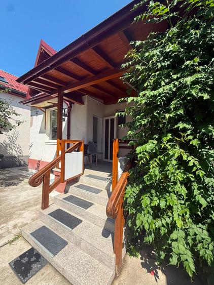 Casă cu 2 camere cu Teren 421 Mp în Centrul Civic