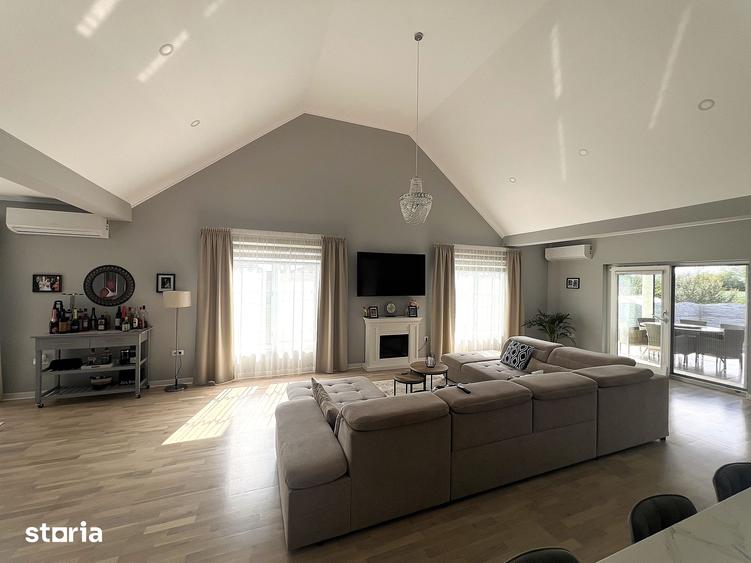 Casă cu 4 camere cu Teren 1500 Mp în Halmeu