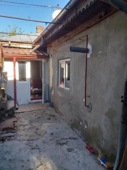 Casă cu 3 camere cu Teren 775 Mp în Central