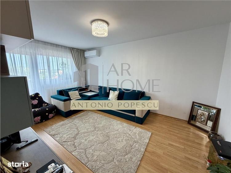 Apartament cu 4 camere decomandat în Republicii