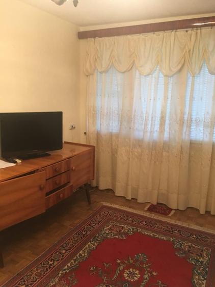 Apartament cu 2 camere semidecomandat în Sârbi