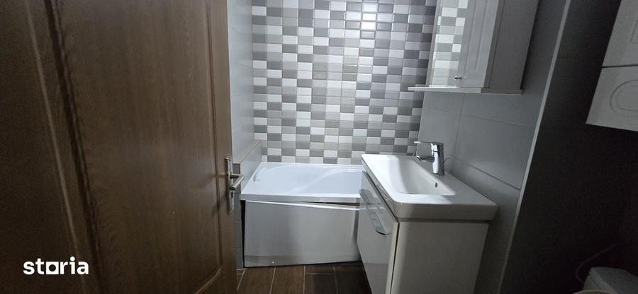 Micro 4 Targoviste , inchiriere apartament 3 camere - 11
