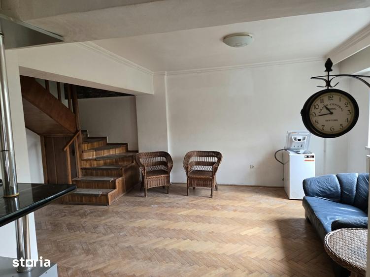 Apartament cu 3 camere în Central