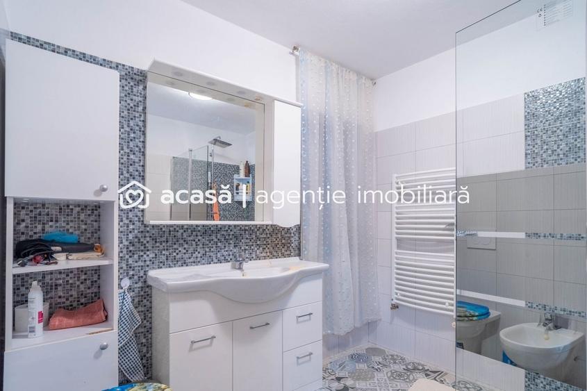 Casă individuală cu 4 camere cu Canalizare în Păuliș