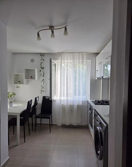 Apartament cu 3 camere decomandat, mobilat în 1 Decembrie 1918