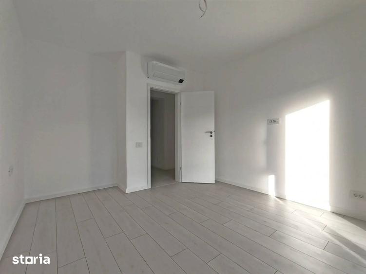 Apartament cu 3 camere decomandat în Romană