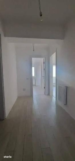 Apartament cu 4 camere în Militari