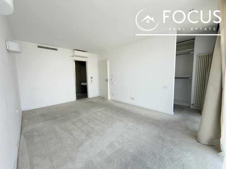 Apartament cu 3 camere decomandat în Universitate