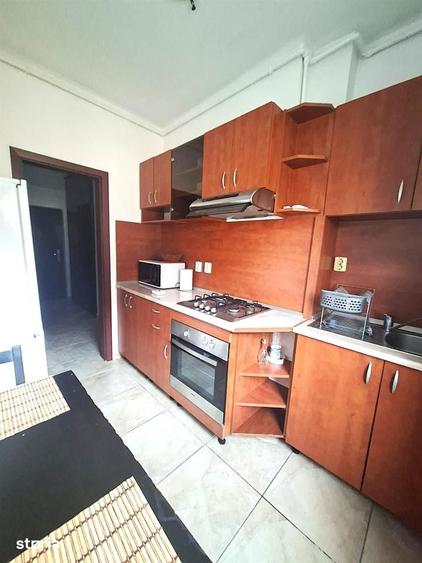 Apartament cu 2 camere semidecomandat în Dorobanți
