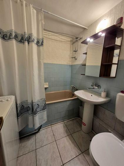 Apartament cu 2 camere decomandat în Sebastian