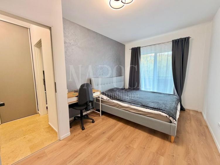Apartament cu 3 camere semidecomandat în Florești