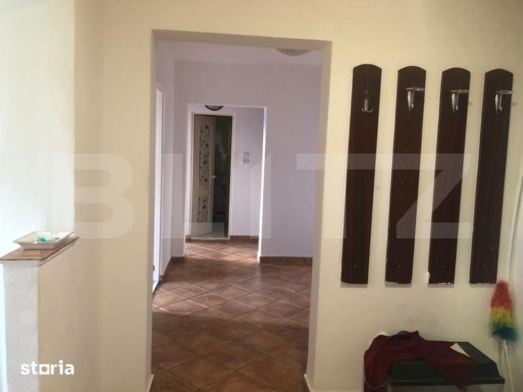 Apartament cu 3 camere decomandat în Micro 15