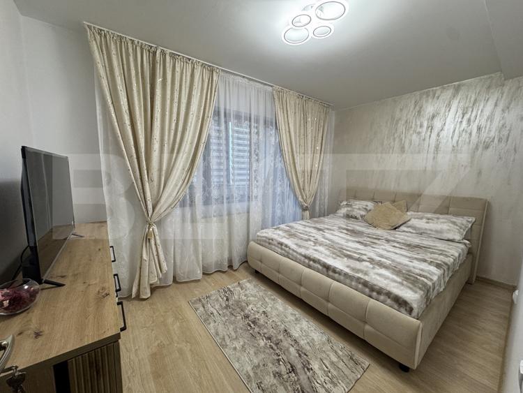 Apartament cu 3 camere decomandat, mobilat în Lascăr Catargiu