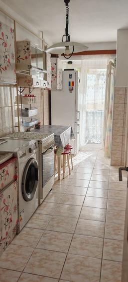 Apartament cu 2 camere decomandat în Vest