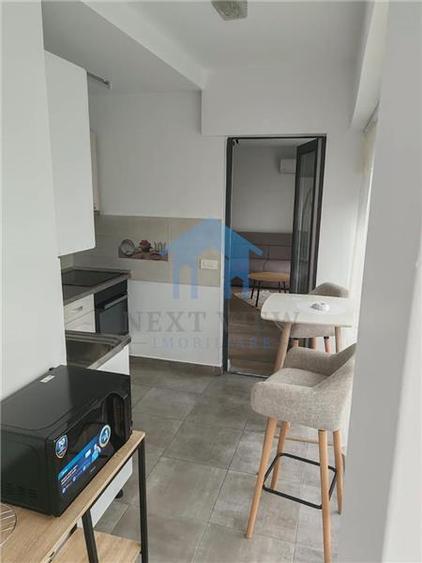 Apartament cu 3 camere decomandat în Gruia