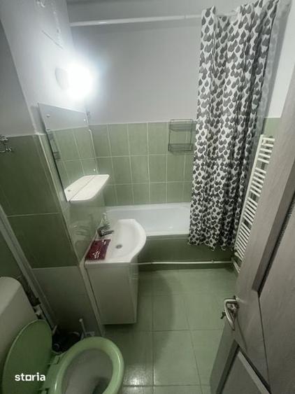 Garsonieră decomandată în Nicolina