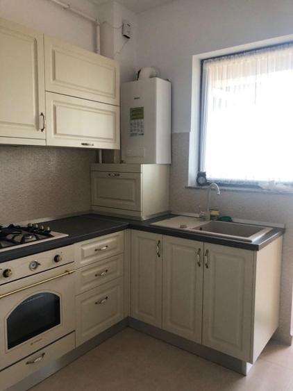 Apartament cu 2 camere decomandat în Prundu