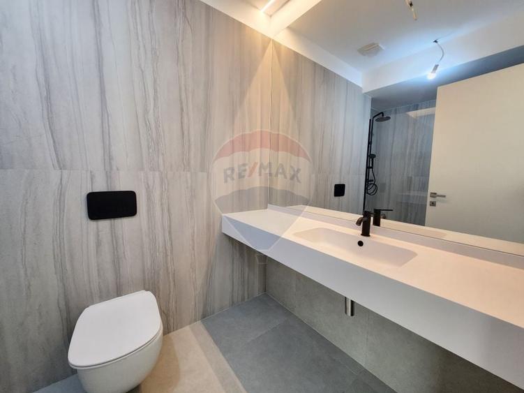 Apartament cu 2 camere decomandat în Aviației