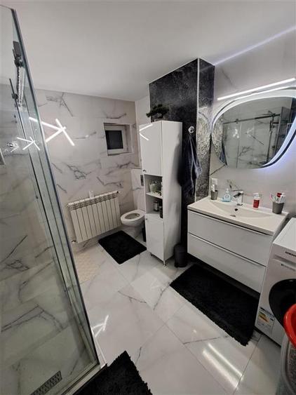 Apartament cu 3 camere decomandat în Gării