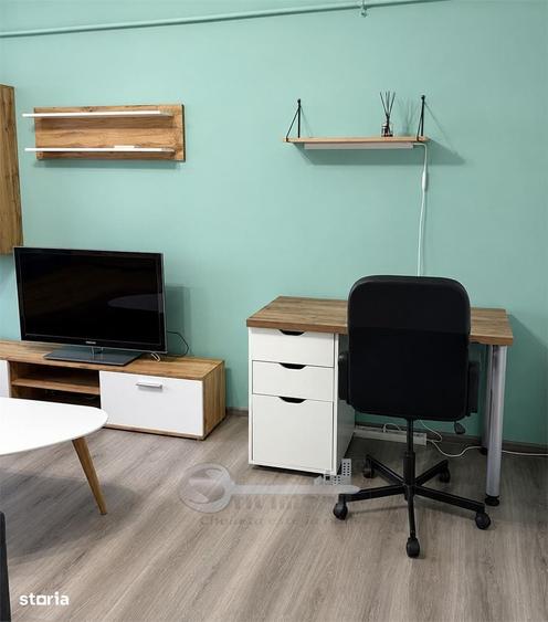 Apartament cu 2 camere decomandat în Galata