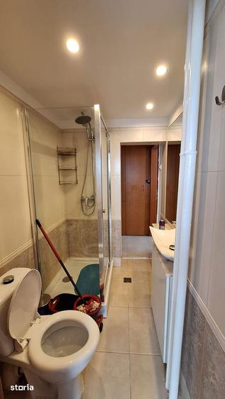 Apartament cu 2 camere semidecomandat, mobilat în Cișmigiu