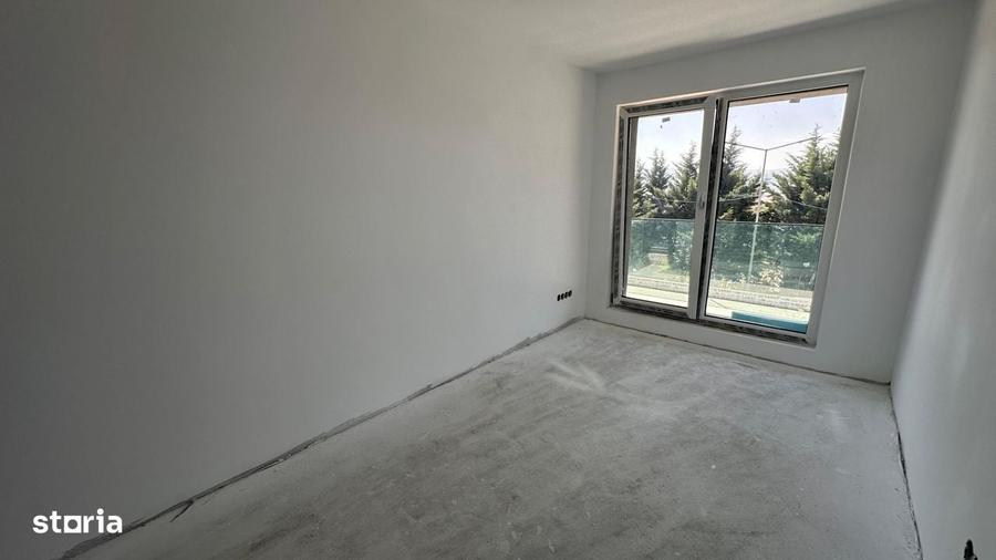 Apartament cu 7 camere în Central