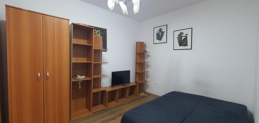 Garsonieră decomandată în Central