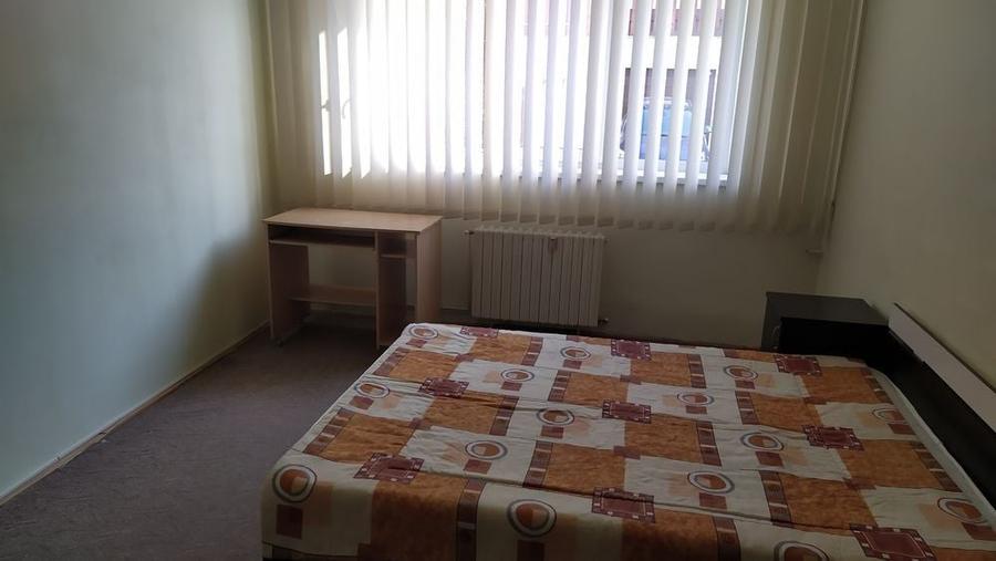Apartament cu 2 camere decomandat în Gruia