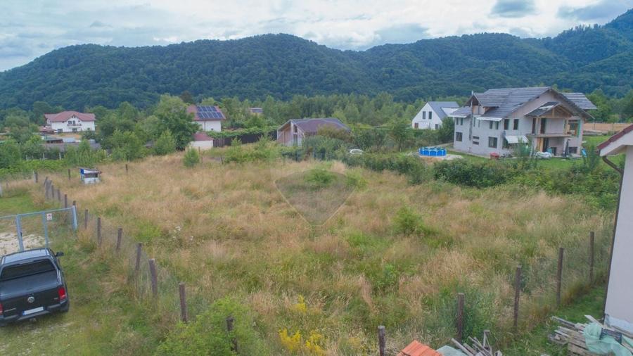 Teren Construcții intravilan de 1000 mp, în Glăjărie