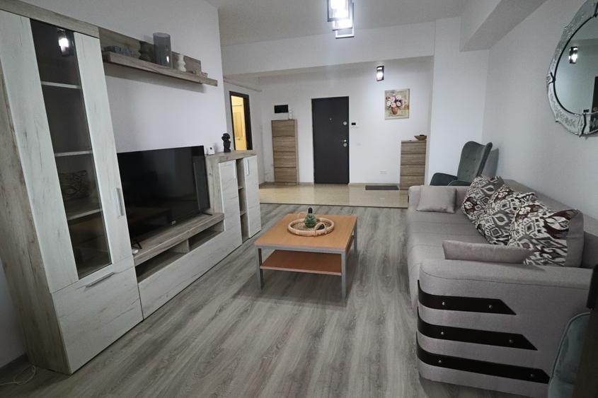 Apartament cu 2 camere semidecomandat în Bd. Coșbuc