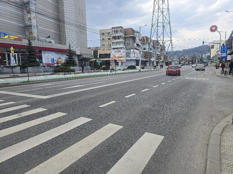 Spațiu comercial, de 58 mp, în Central