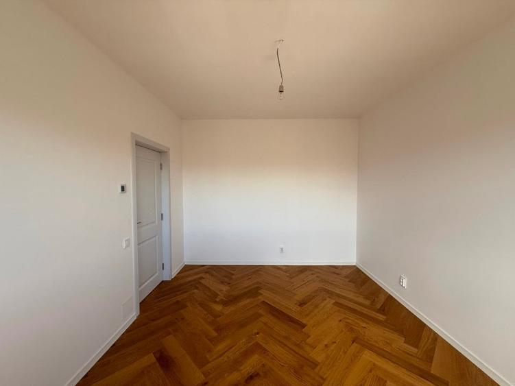 Casă individuală cu 3 camere cu Teren 509 Mp în Hălchiu