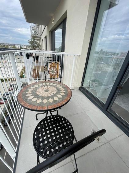 Apartament cu 2 camere decomandat în Podu Roș