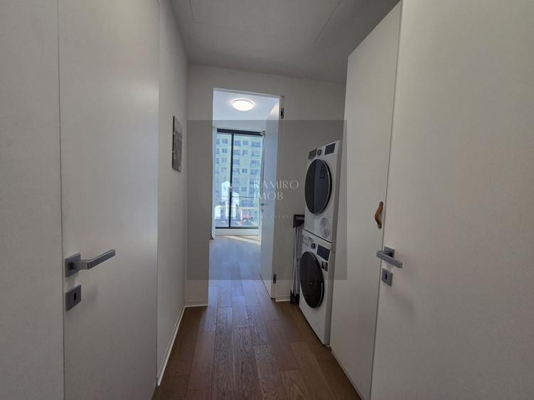 Apartament cu 3 camere decomandat, mobilat în Central