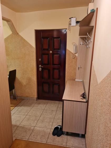 Garsonieră decomandată în Micălaca