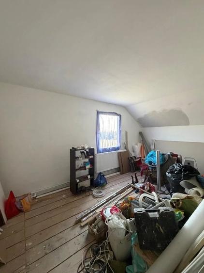 Casă cu Teren 300 Mp în Central