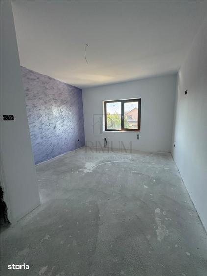 CASA SPATIOASA 4 DORMITOARE BUCATARIE INCHISA ZONA SERENA ASFALT SI TO - 16