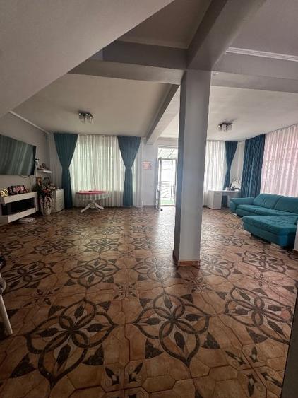 Casă individuală cu 3 camere cu Canalizare în Iosia