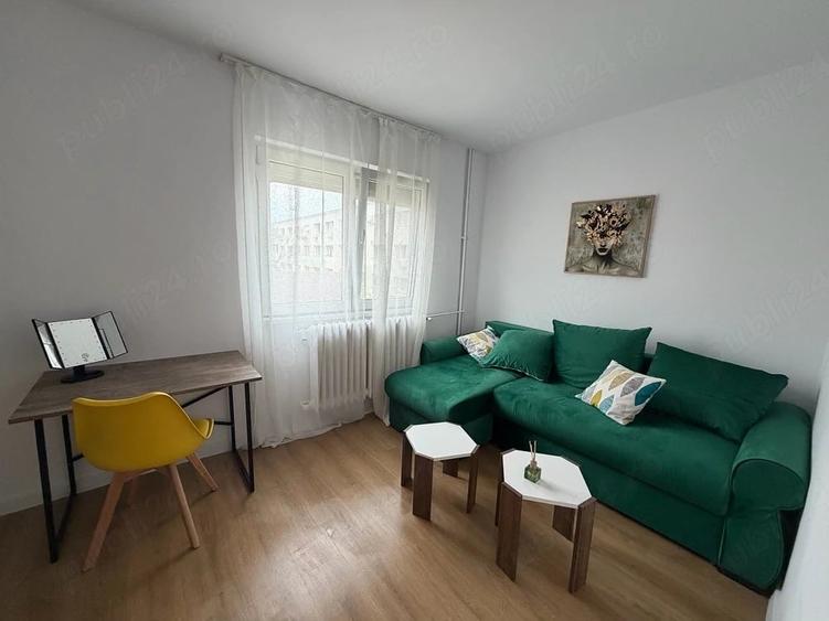 Garsonieră decomandată în Complex Studențesc