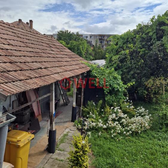 Casă individuală cu 10 camere cu Teren 1200 Mp în Sângeorgiu de Pădure